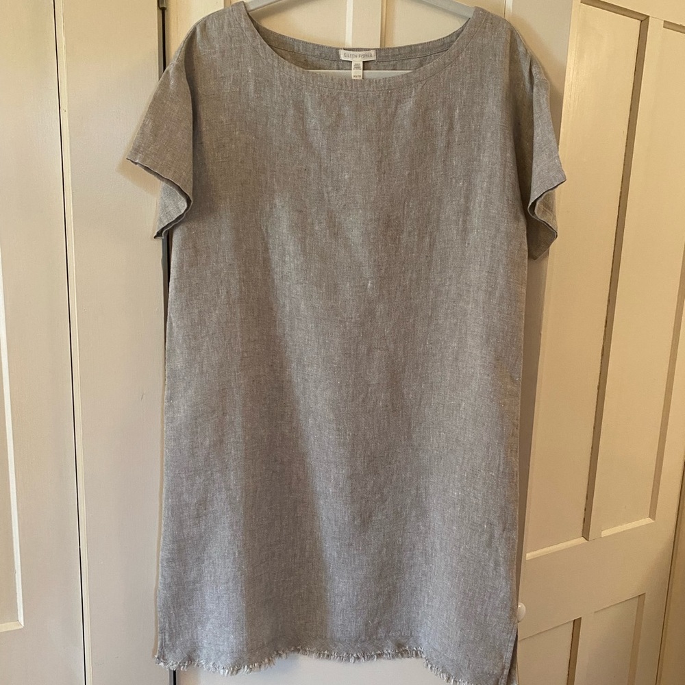 Beautiful linen Eileen Fisher summer dress. Never worn. Size x small/TP